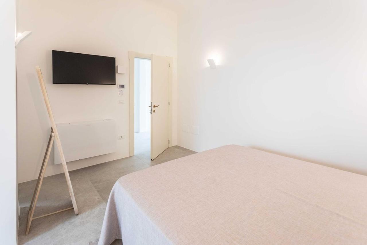Dimora Dei Maestri-Camera Con Veranda E Bagno Privati Felline Buitenkant foto